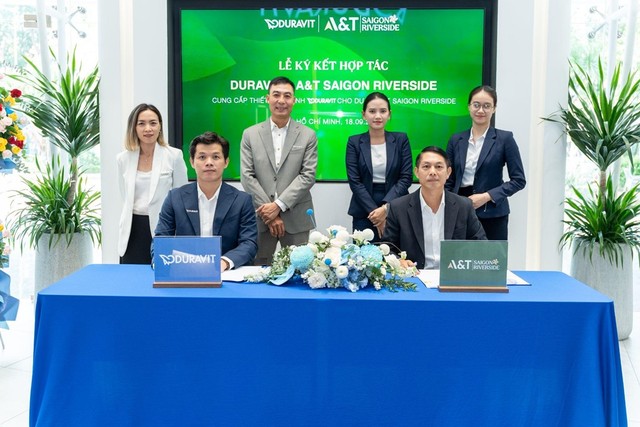 Lễ ký kết hợp tác cung cấp thiết bị vệ sinh cho dự án A&T Saigon Riverside giữa Chủ đầu tư A&T Group và Duravit vào ngày 18/09/2025